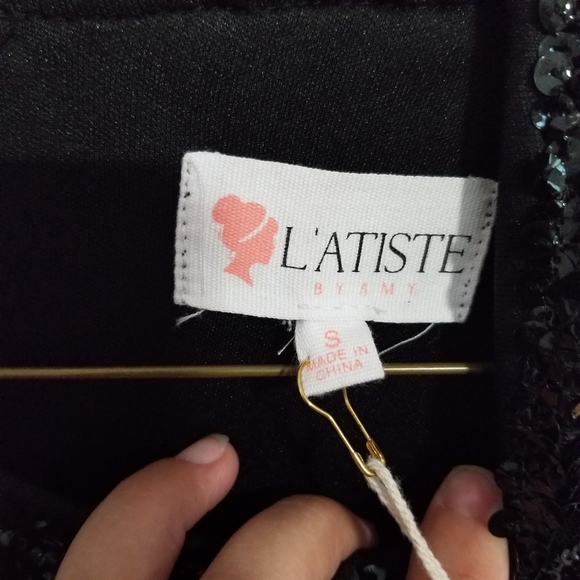 NWT L'ATISTE Black Sequin Long Sleeve Cocktail Dress womens size Small (332) - Picture 11 of 13